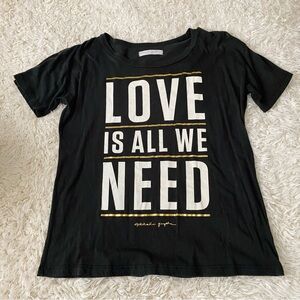 Spiritual Gangster ‘LOVE IS ALL WE NEED’ tee